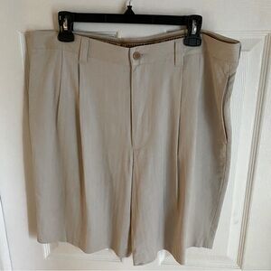 Jamaica Jaxx 100% Silk Khaki Shorts Size 36